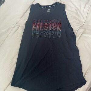 Peloton workout shirt size medium